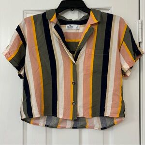 Hollister Women’s Striped Flowy Button Up in Size Small